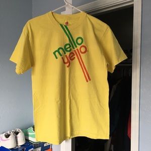 Mello Yello soda t Shirt size medium Pepsi coca